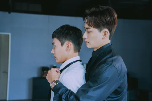 《絕對佔領》毛祁生露精壯身材打敗泰國查農 腐粉哇哇叫「太可口」