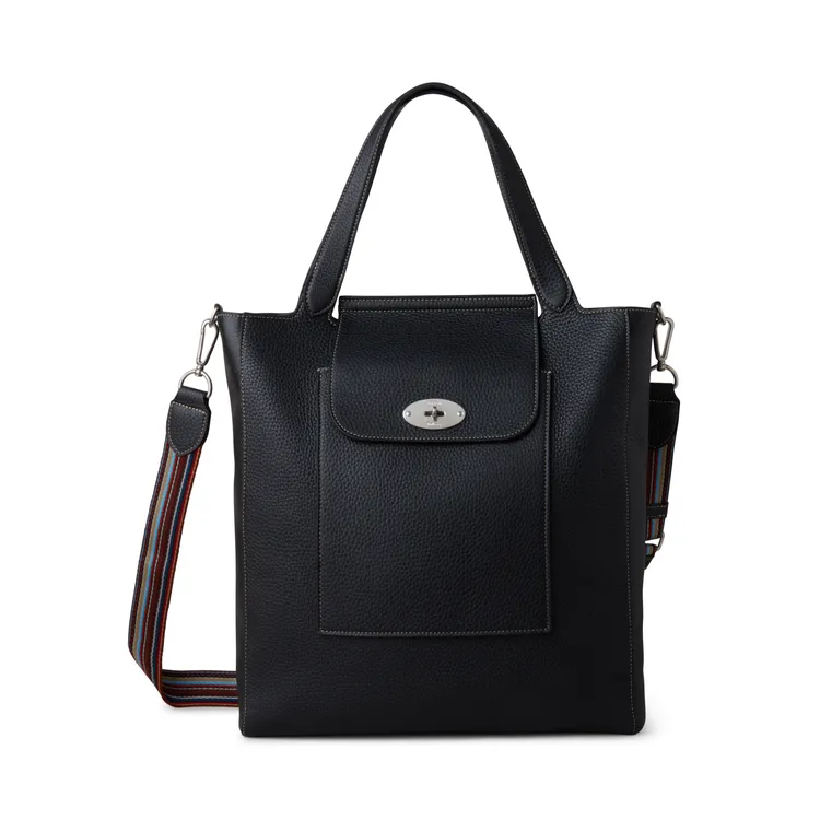 Paul Smith X Mulberry Antony Tote，6萬500元。品牌提供