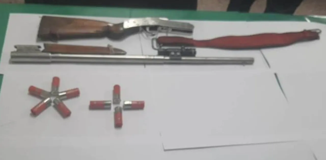 蕭男為怕自己改造獵槍被發現,發生命案後竟將槍枝丟棄,警方最後找到凶器。翻攝畫面