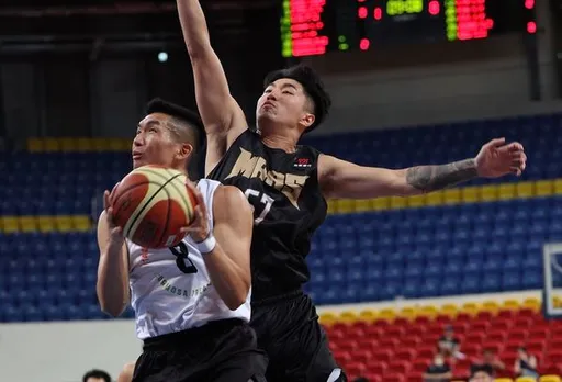 籃球名將之子棄台積電高薪投入職籃 跨聯盟賽後淚崩喊這句心聲