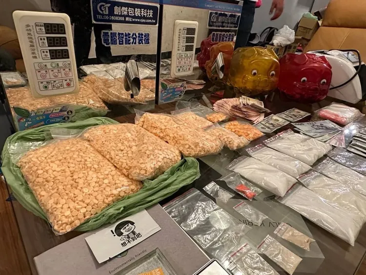 警方起出大量三級毒品。警方提供