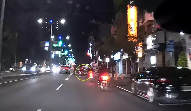 警方追查肇逃案，發現就是陳女座車。讀者提供