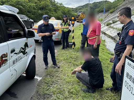 真實版GTA!毒蟲偷走小黃慘撞貨車 竟動手打人企圖奪車落跑