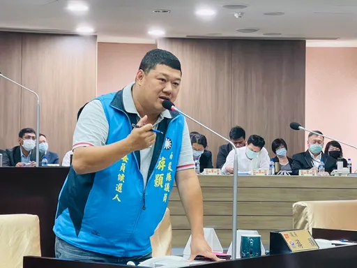 陳吉仲因巴西蛋成箭靶!南投立委選將要他下台 籲有農業背景的對手快表態