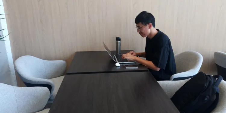 駁二共創2號基地全面開放營運，提供共享工作空間。凃建豐攝