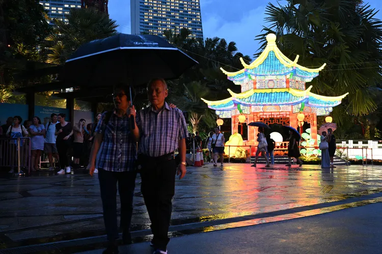 新加坡濱海灣花園正舉辦「濱海花園慶中秋」。新華社