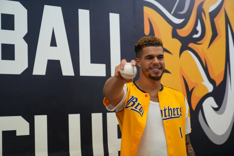 小波特開球。展逸國際