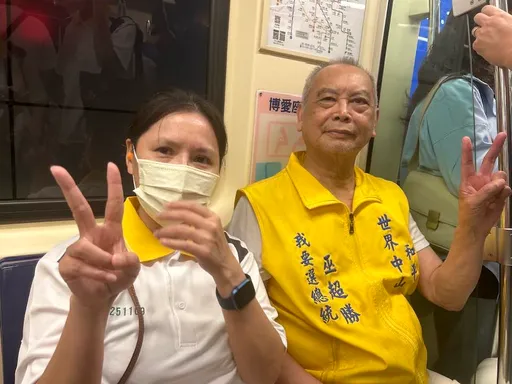 選完市長再戰總統 台中超狂媽媽繳百萬拚連署!主張「每人每月普發3萬」