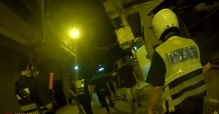 警方到場控制場面。民眾提供