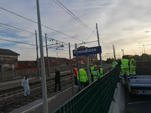 義大利5名鐵路工人更換鐵軌 竟遭時速160公里火車輾死