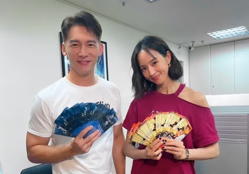 張鈞甯休息室巧遇温昇豪當場買票 被粉絲花招攻陷「超近距離」互動