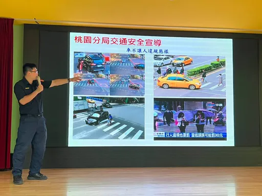 桃園警推動交通安全月 結合開學周走入校園宣導