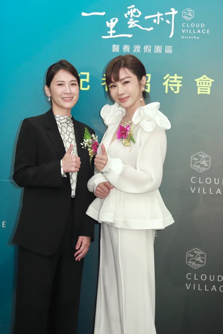 園區執行長楊芷文（左）與代言人陳美鳳。民視提供