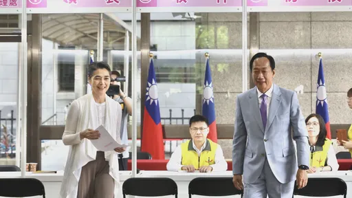 認了賴佩霞是「活棋」!郭辦:郭台銘拿到這門票 她將功成身退