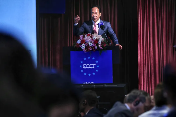 郭台銘到歐洲商會演講。林林攝
