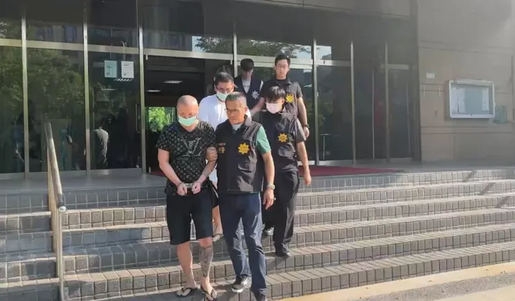 陳男等人遭警方移送。翻攝畫面