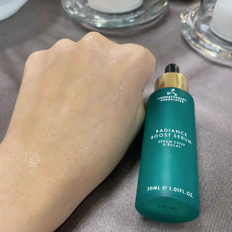 亮膚精華，30ml／2900元。品牌提供