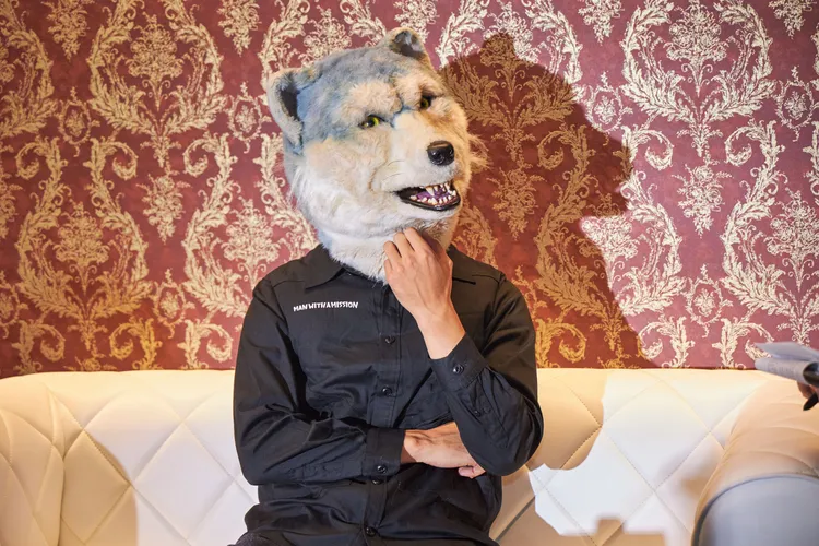 Jean-Ken Johnny接受訪問。華貴娛樂提供