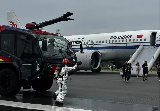 中國國航又故障、旅客滯留新加坡 昨才發生引擎起火