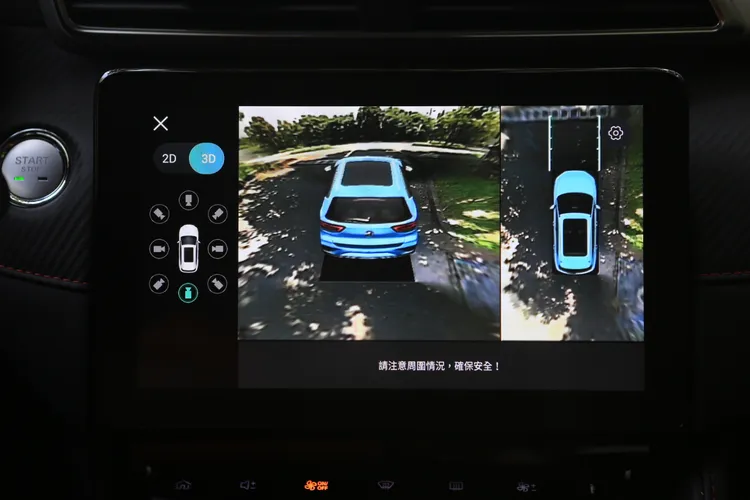 360度環景影像輔助系統為標準配備，畫質呈現一般，但起碼市區停車帶來更好的環境辨識。林浩昇攝