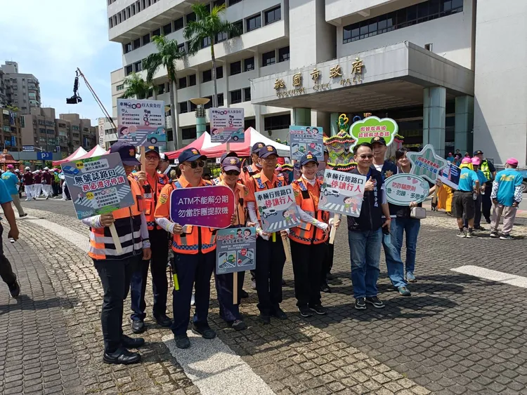 義交們除投入這次活動交通管制，也趁勢宣導交通安全重要性。翻攝畫面