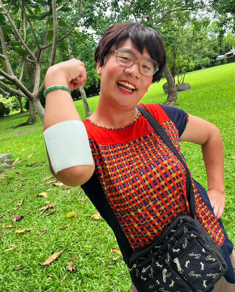 阿翰擅長各種模仿反串秀。翻攝阿翰臉書