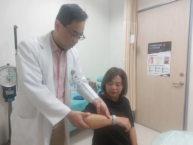 陳小姐呼籲病友要勇於接受治療。院方提供