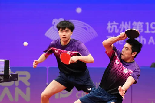 莊智淵和林昀儒「老少配」發威!桌球男雙勝中國強敵晉4 保底銅牌