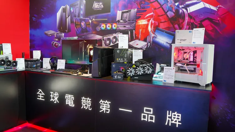 MSI微星科技本次展出全系列電競新品，包括與Mercedes-AMG攜手打造的聯名限量筆電。經發局提供