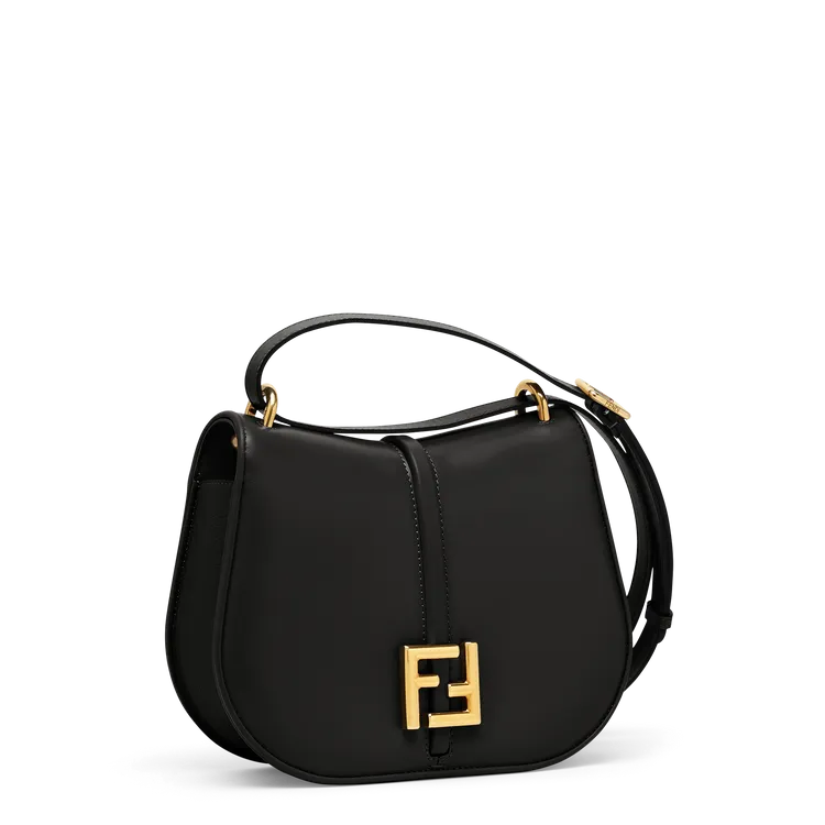 FENDI C’mon包款（中），9萬1000元。品牌提供