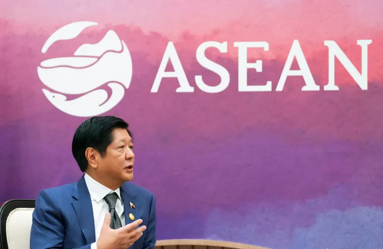 菲律賓總統小馬可仕昨天於東協峰會談及南海情勢。美聯社