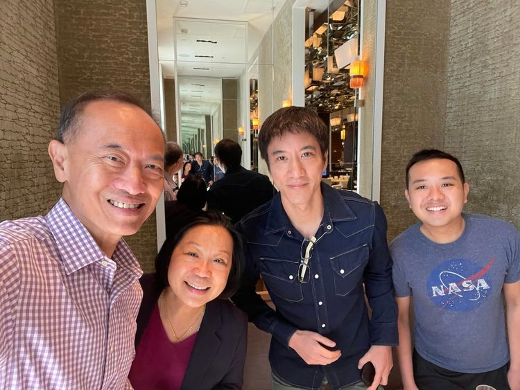 王力宏超強人脈曝光!伴新加坡前外長敘舊 聞李光耀軼事興味盎然|壹蘋新聞網