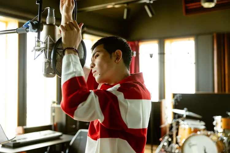 蕭敬騰飛越9000公里遠赴挪威錄音新專輯。華納提供