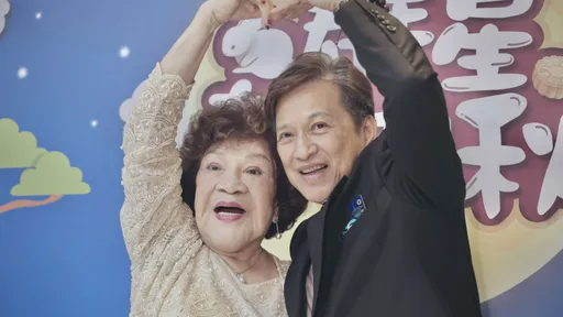 周遊談資深藝人不捨落淚 「見一次賺一次」