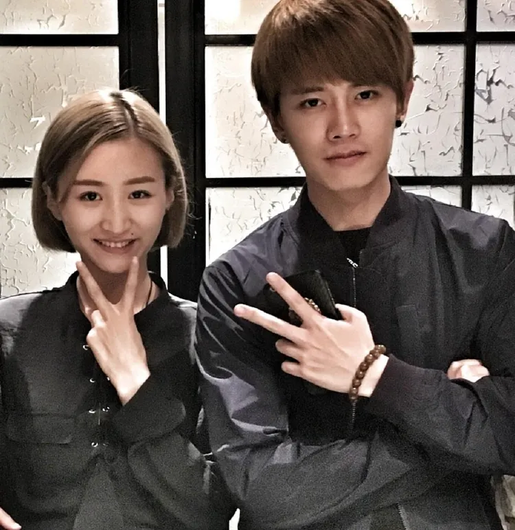 任嘉倫與老婆聶歡。