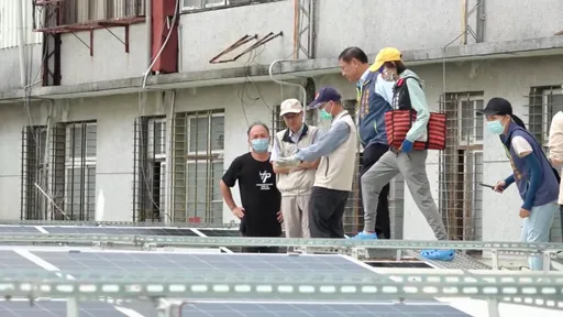 未戴護具爬屋頂挨批「作秀」　羅一鈞致歉！坦言收到這2部長的關心