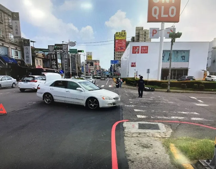 車禍現場。桃園警分局提供