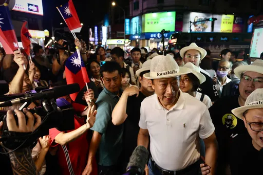 「我不跟黨主席喝咖啡」郭台銘霸氣一喊　全因朱立倫這件事