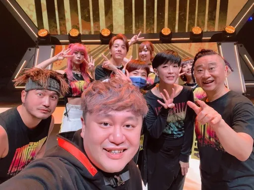 《木曜4》製作人陳百祥宣布新身分!正式露臉下海了