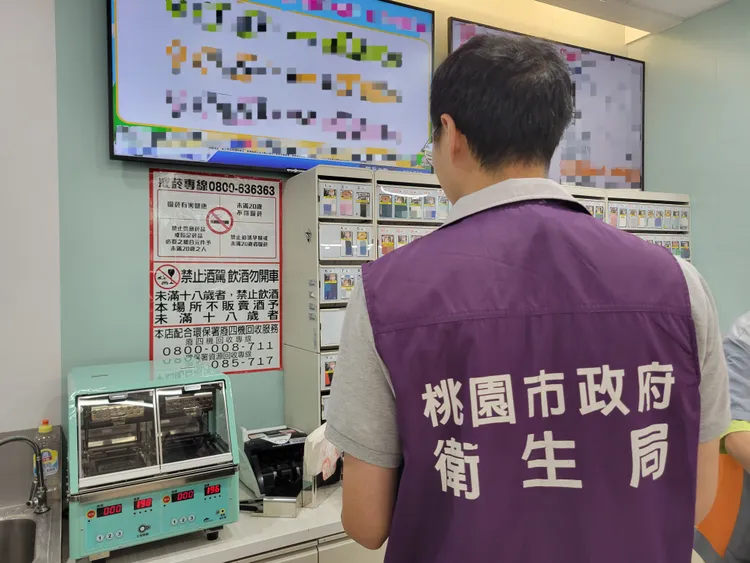 販菸場所應提供新版警示圖文。桃園市衛生局提供