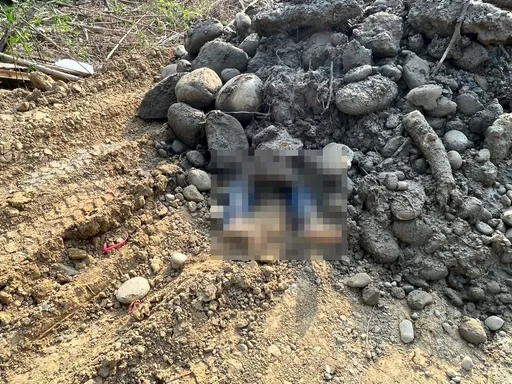 台中女遭土石掩埋「雙腿外露」死亡 扯!竟是倒土方沒注意後方有人