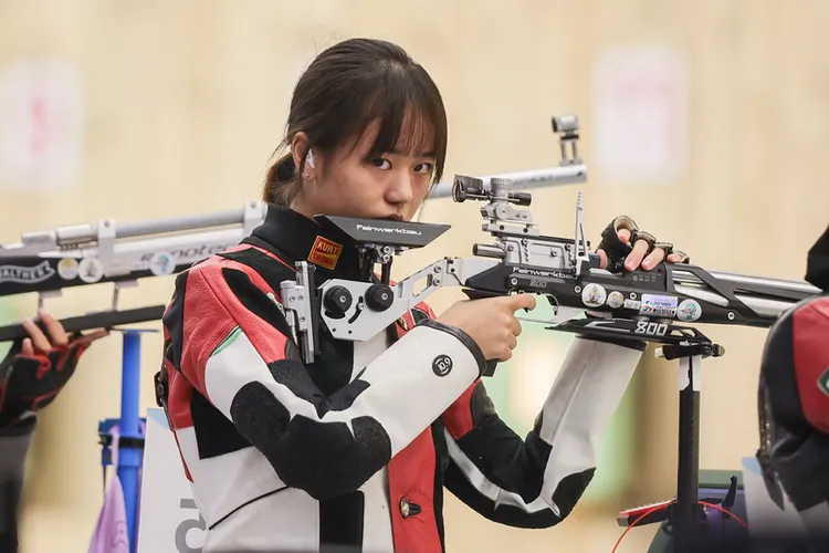 杭州亞運台灣代表隊24日進行女子10公尺空氣步槍賽事，台灣射擊好手陳淇（圖）擠進決賽，以第8名成績作收。 中央社