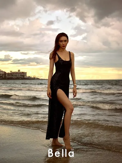 林志玲在海邊大秀美腿。《Bella儂儂》提供