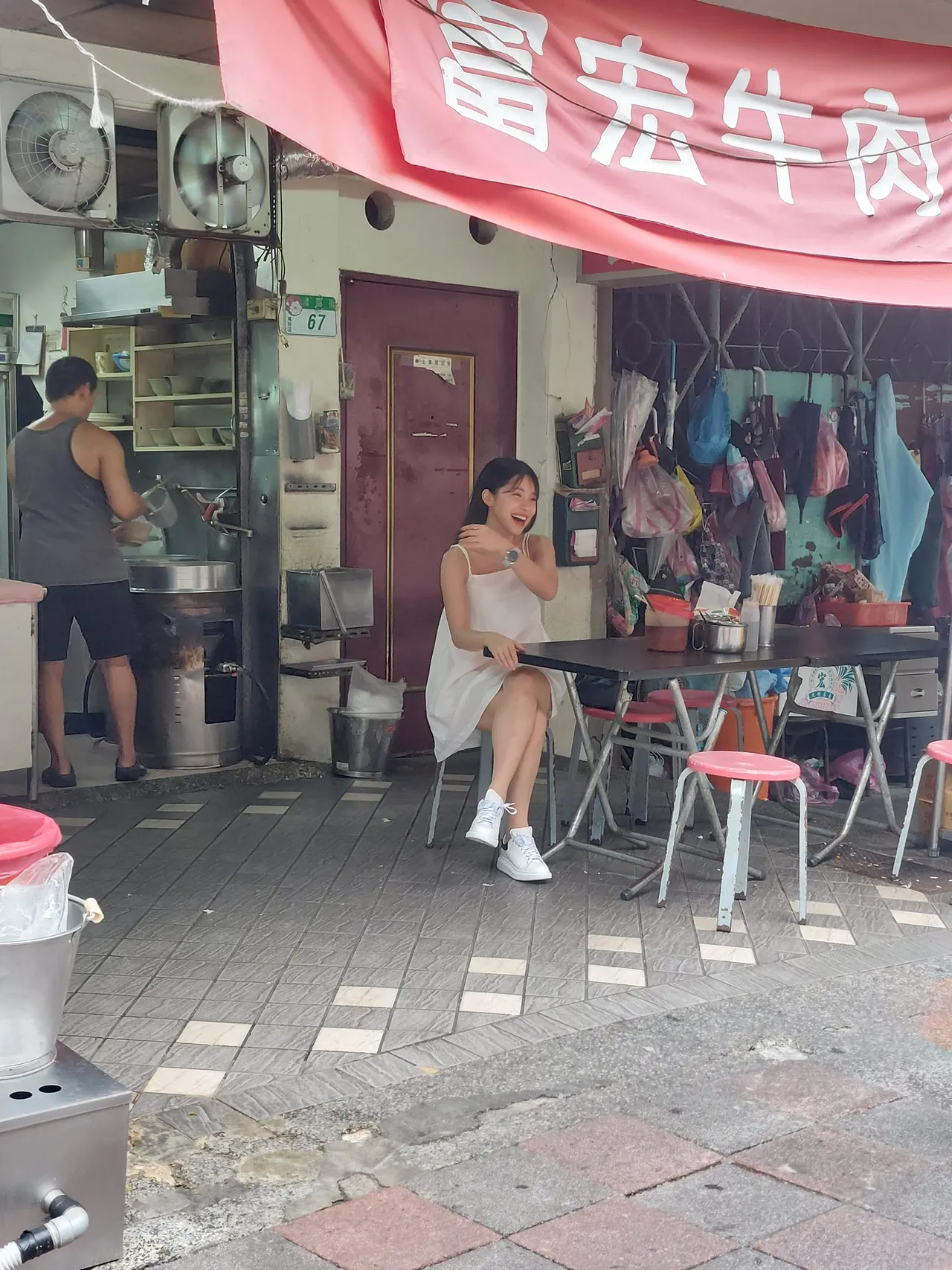 李多慧表情超可愛。翻攝自爆廢公社二館