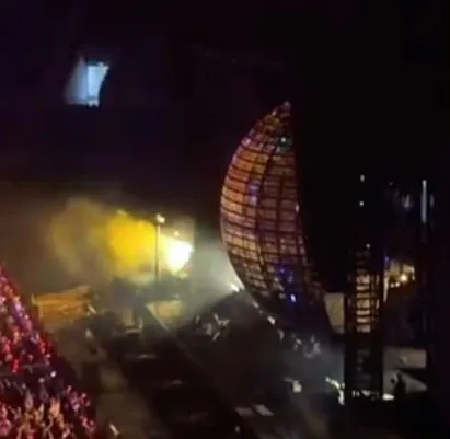 周杰倫受困鐵球內。翻攝吃瓜衝浪日記微博