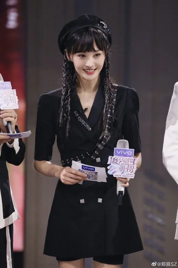 鄭爽曾是中國女頂流。翻攝鄭爽微博