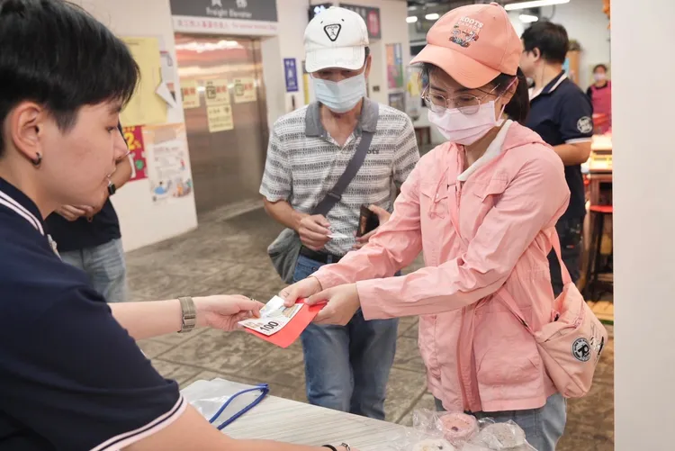 南門中繼市場今最後一天營業辦感恩活動。北市市場處提供