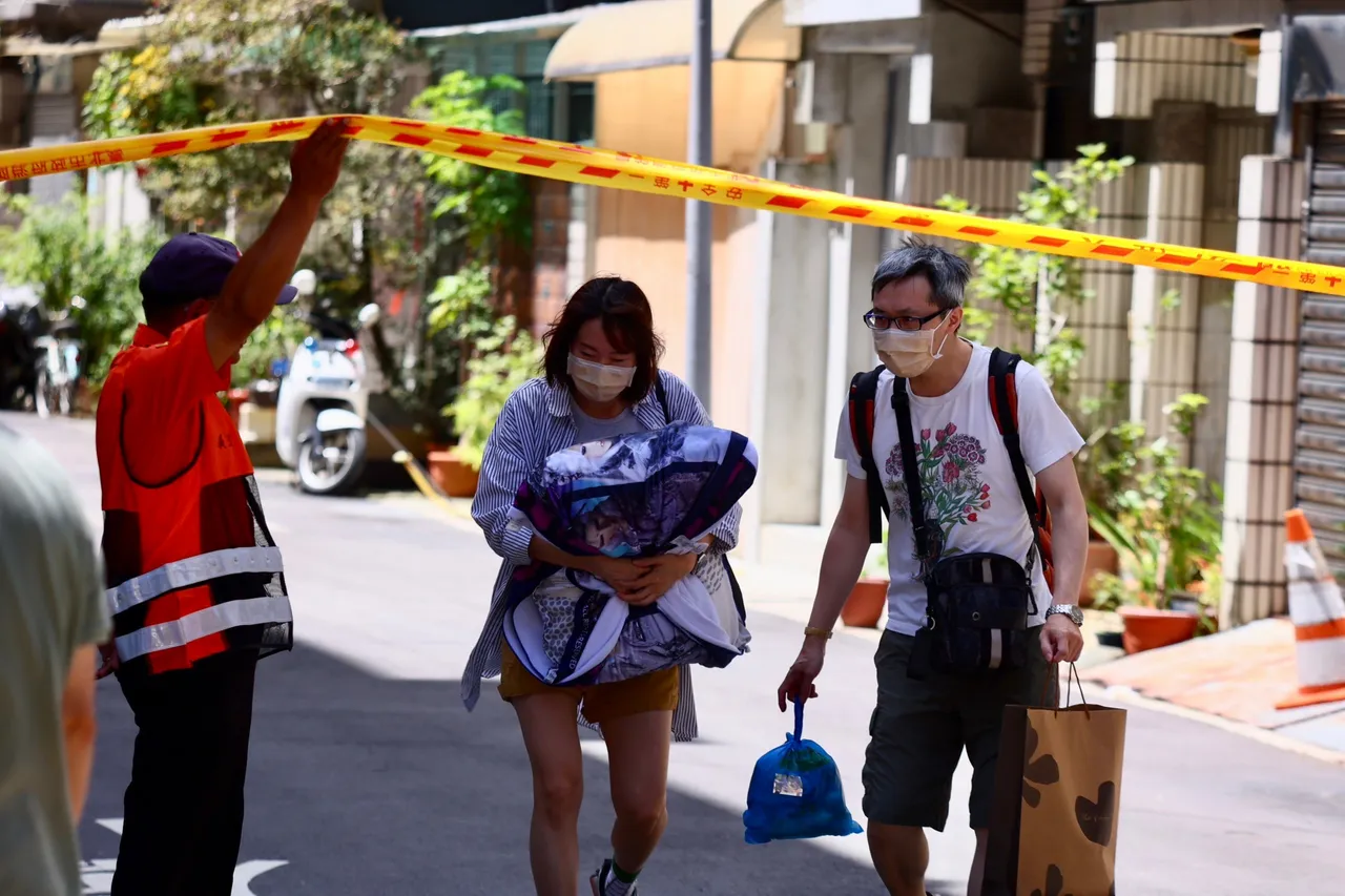 北市府法務局律師團今日會對基泰建設聲請假扣押,確保住戶權益。彭欣偉攝