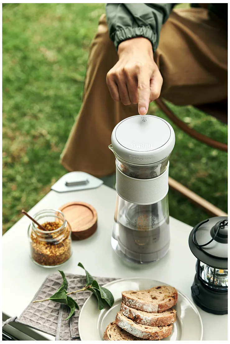 膳魔師冷萃咖啡機配備500 ml大容量，自飲之餘也能和好友共享愜意咖啡時光，搭載USB充飽電可以使用3小時。業者提供