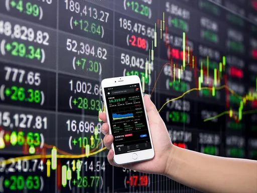 奇摩Q3五大爆红ETF 只有一档不是高股息